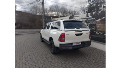 Montare capitonaj de bena si hardtop Alpha GSR pe Toyota Hilux 2025 2