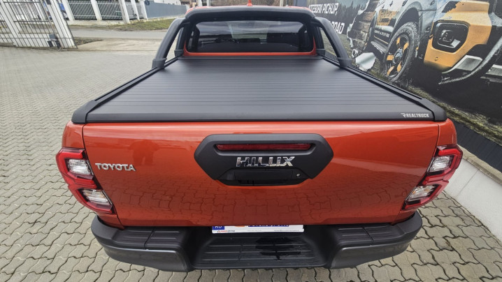 Echipare kompletta für Toyota Hilux 2025