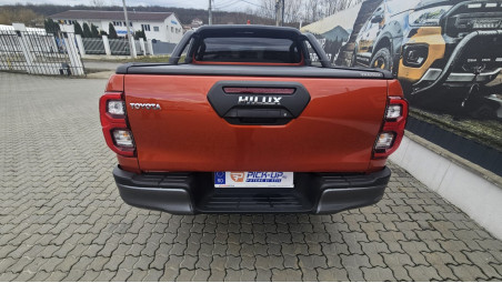 Echipare kompletta für Toyota Hilux 2025