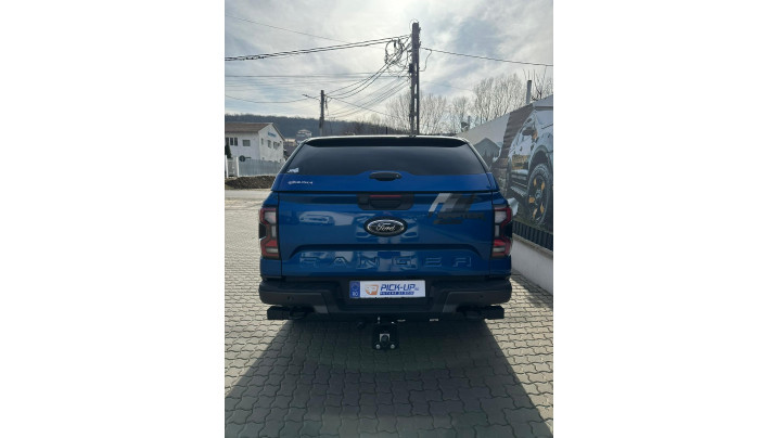Alpha Type E+ Air Felépítmény, ablakterelő és motorháztető felszerelése a Ford Ranger Raptor 2025 modellen