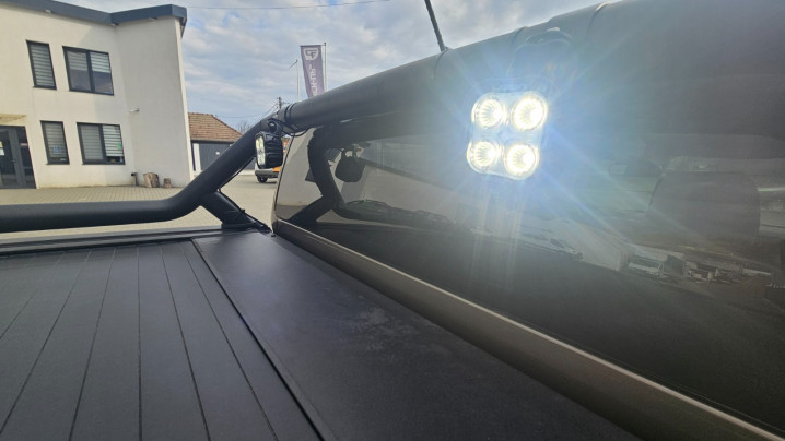 Volkswagen Amarok 2025 komplett felszereltsége
