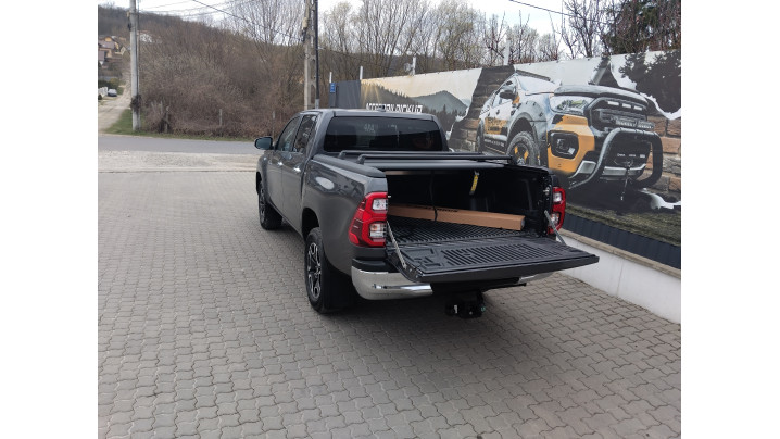 Montare rulou de bena, Querträger für rulou pe Toyota Hilux 2023