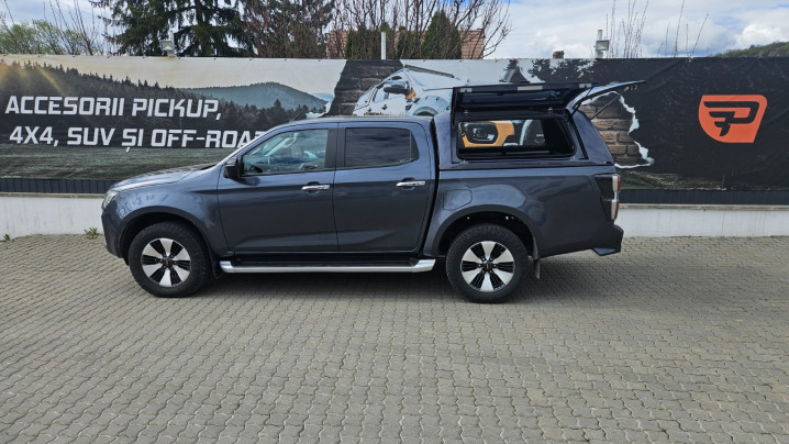 Montare hardtop Alpha CMX-W pe Isuzu D-Max 2021