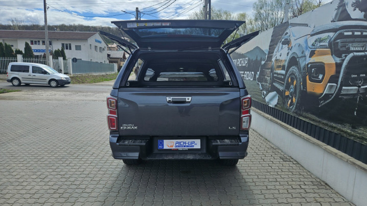 Montare hardtop Alpha CMX-W pe Isuzu D-Max 2021