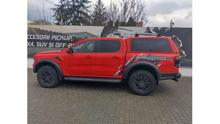 Montare hardtop Alpha CMX-W pe Ford Ranger Raptor 2023
