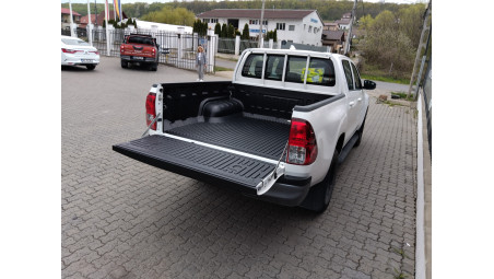 Montare capitonaj de bena si protectia margine bena pe Toyota Hilux 2025