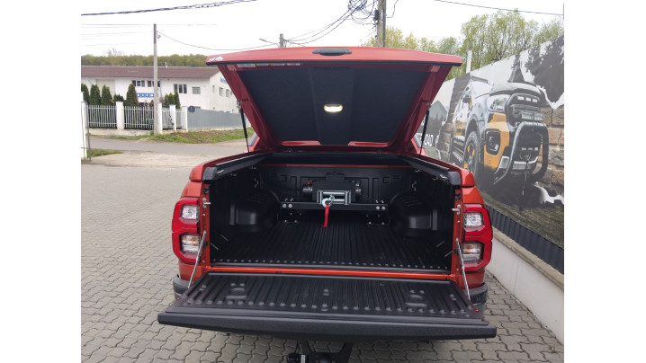 Echipare completa pentru Toyota Hilux 2025