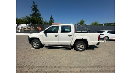 Montare capitonaj de bena si rollbar pe Volkswagen Amarok 2015