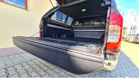 Főcím Nissan Navara NP300 2016-2022 AK CAP