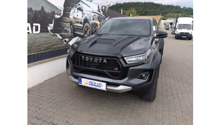 Echipare completa pentru Toyota Hilux GR Sport II 2025
