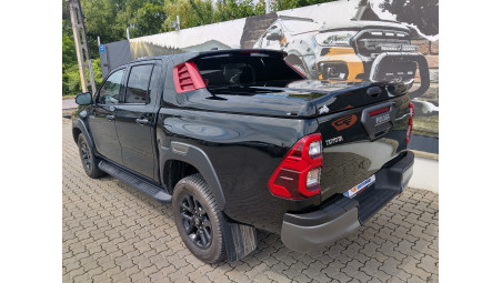 Montare inchidere de bena sport cover SCZ si capitonaj de bena  pe Toyota Hilux 2025