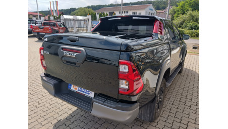 Montare inchidere de bena sport cover SCZ si capitonaj de bena  pe Toyota Hilux 2025