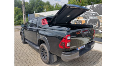 Montare inchidere de bena sport cover SCZ si capitonaj de bena  pe Toyota Hilux 2025