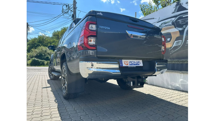 Echipare completa pentru Toyota Hilux 2024