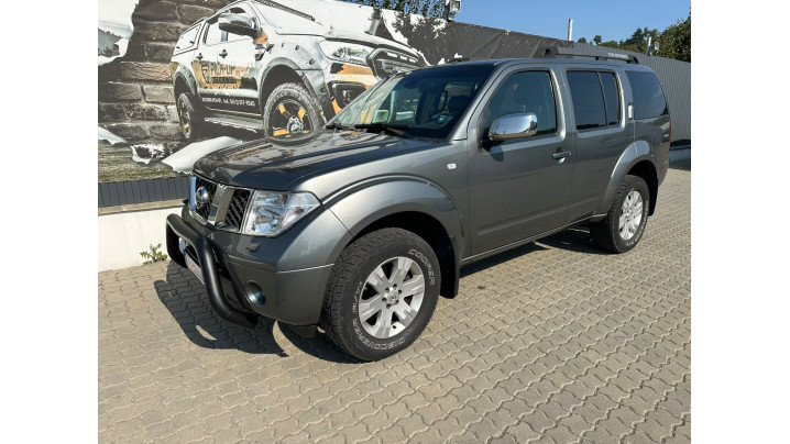 Montare bullbar pe Nissan Pathfinder 2006