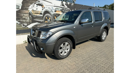 Montare bullbar pe Nissan Pathfinder 2006