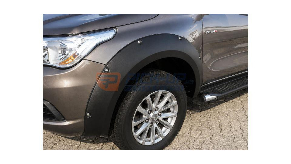 Sárvédők Mitsubishi L200 2022 OMT AA