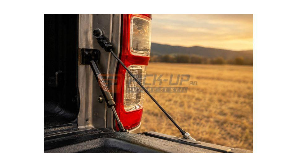 Csomagtérajtó asszisztens Mitsubishi L200 2019 PU ARKTA