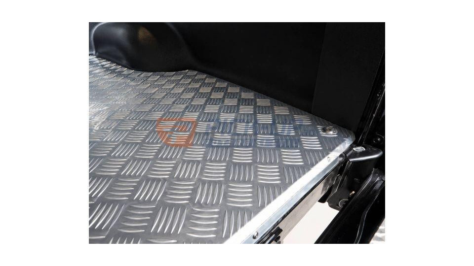 kiegészítő tartozékok Nissan Navara D40 2006-2012 MT CAP