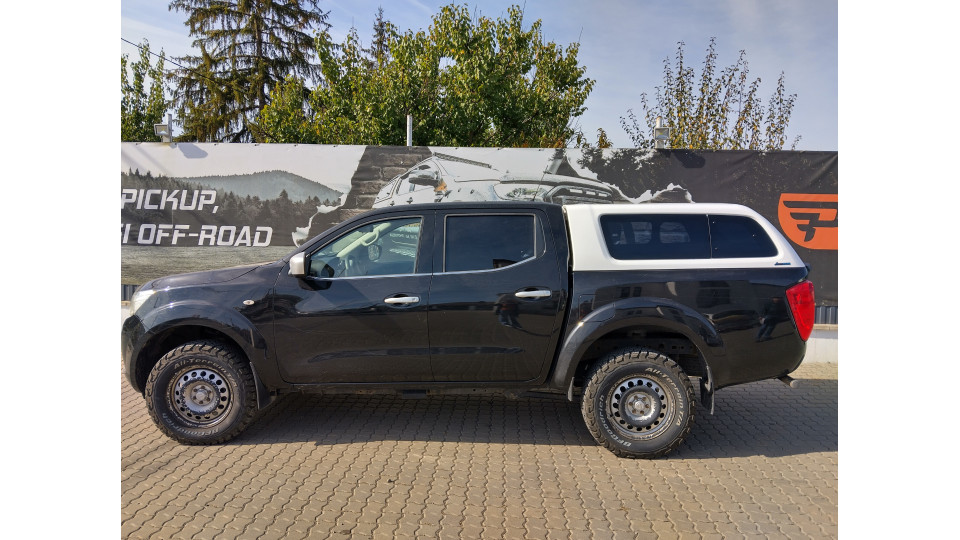 Montare capitonaj de bena si hardtop pe Nissan Navara NP300