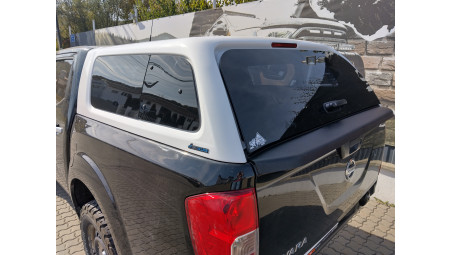 Montare capitonaj de bena si hardtop pe Nissan Navara NP300