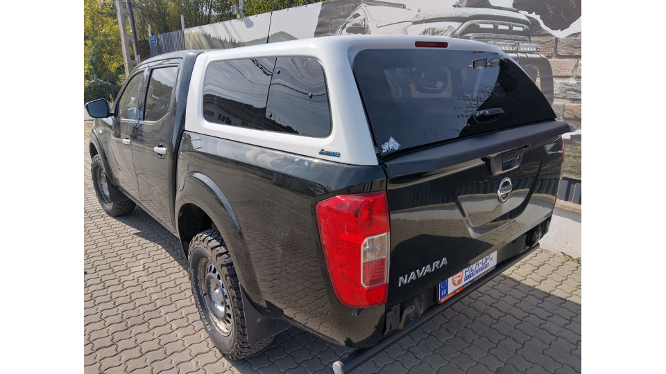 Montare capitonaj de bena si hardtop pe Nissan Navara NP300