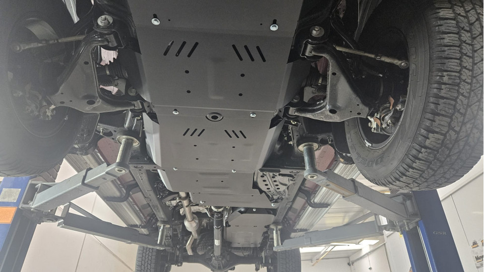 Echipare completa pentru Toyota Hilux 2025