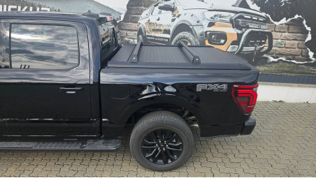 Montare rulou de bena si bare transversale pentru rulou pe Ford F150 Lariat