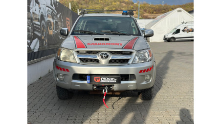 Montare troliu Warn EVO 8S pe Toyota Hilux 2006