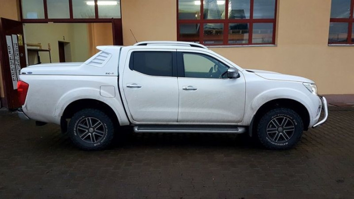 Laderaumabdeckung Nissan Navara NP300 2016-2022 ALC SCZ Cert RAR