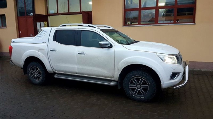 Laderaumabdeckung Nissan Navara NP300 2016-2022 ALC SCZ Cert RAR