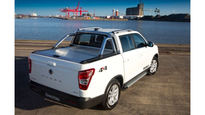 SsangYong SS90-P01 redőny