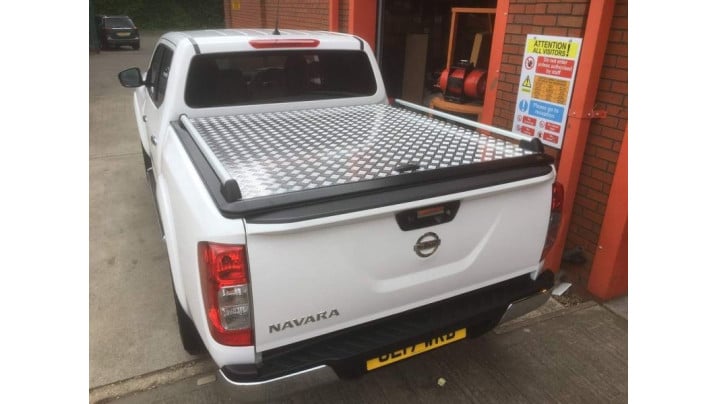 Laderaumabdeckung Nissan Navara NP300 2016-2022 EGR ALU