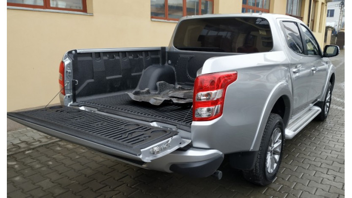 Bullbar, scut motor, capitonaj de benă Mitsubishi L200 – februarie 2019