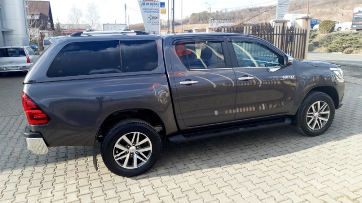 deflectoare capotă și geam Toyota Hilux – martie 2019