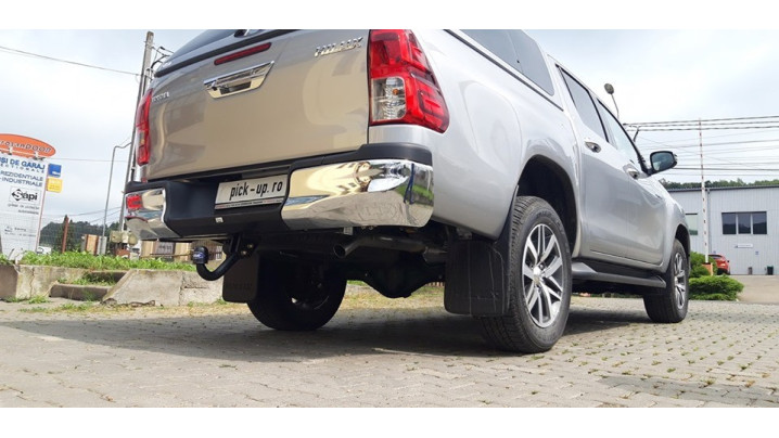 Toyota Hilux 6 August 2019