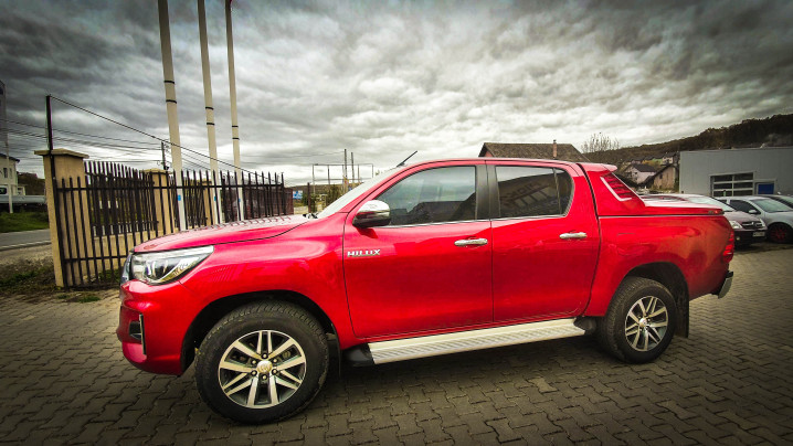 Toyota Hilux 8 noiembrie 2019