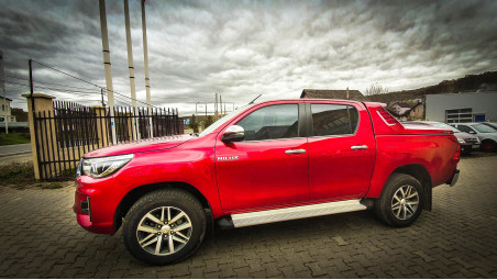 Toyota Hilux 8 noiembrie 2019
