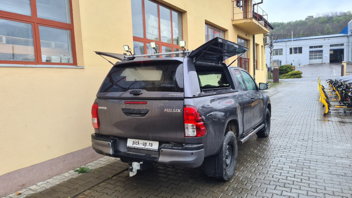 Toyota Hilux 6 Mai 2020