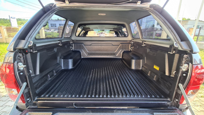 Toyota Hilux 25 Iunie 2020