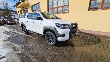 Toyota Hilux Invincible 15 Februarie 2021